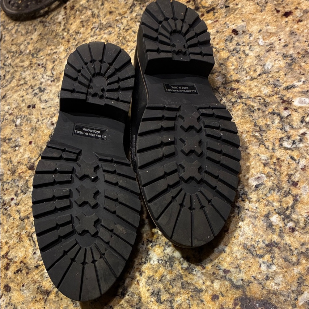 DV by Dolce Vita Black Loafers - Picture 4 of 7